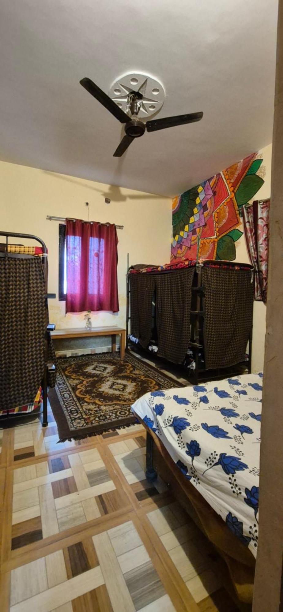 Хостел Blabla House Рішикеш Екстер'єр фото